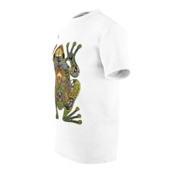 Versatile and Reliable Experience the fusion of fashion and nature like never before with our Kambo Frog T-Shirt. This versatile and reliable choice will complement all your casual appearances. The attention to detail in the design and the quality of the materials used ensure that it remains a stylish and comfortable wardrobe staple.