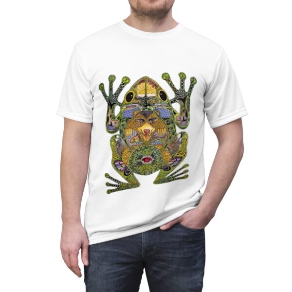 Versatile and Reliable Experience the fusion of fashion and nature like never before with our Kambo Frog T-Shirt. This versatile and reliable choice will complement all your casual appearances. The attention to detail in the design and the quality of the materials used ensure that it remains a stylish and comfortable wardrobe staple.