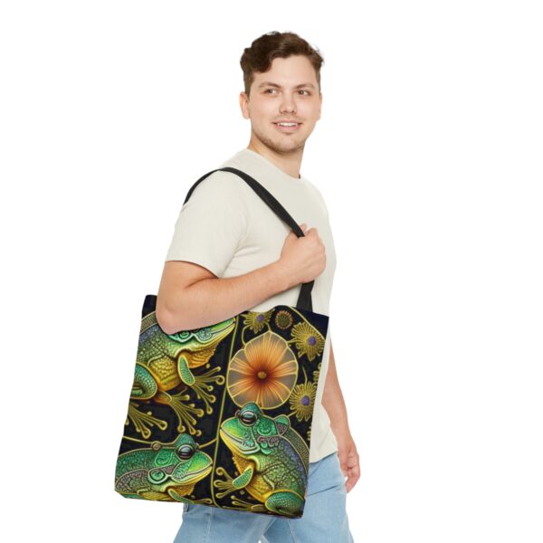 Choose the Perfect Fit for You With three sizes available, you can select the ideal Kambo Frog Tote Bag to suit your lifestyle and needs. Whether you need a smaller option for light outings or a larger one to carry all your essentials, we have the perfect size for you.