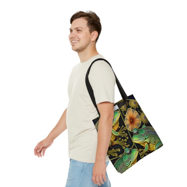 Choose the Perfect Fit for You With three sizes available, you can select the ideal Kambo Frog Tote Bag to suit your lifestyle and needs. Whether you need a smaller option for light outings or a larger one to carry all your essentials, we have the perfect size for you.