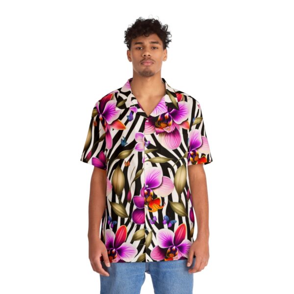 Indulge in Hawaiian Paradise: Embrace the Tropical Vibes Escape to a world of breezy paradise with our Hawaiian Camouflage Floral shirt. Immerse yourself in the vibrant colors, tropical patterns, and carefree spirit of the Hawaiian Islands.