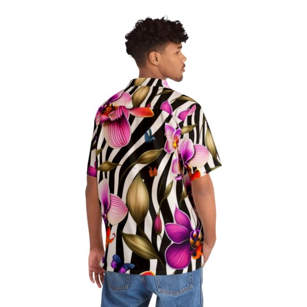 Indulge in Hawaiian Paradise: Embrace the Tropical Vibes Escape to a world of breezy paradise with our Hawaiian Camouflage Floral shirt. Immerse yourself in the vibrant colors, tropical patterns, and carefree spirit of the Hawaiian Islands.