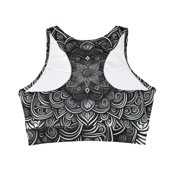 Experience the Perfect Fusion of Style and Performance Don't miss the opportunity to add the Stunning Black and White Tanktop to your activewear collection. Its stunning intricate black and white mandala motif, combined with its unmatched comfort and functionality, make it an essential piece for any fitness enthusiast. Upgrade your activewear game and order now to experience the perfect fusion of style and performance!